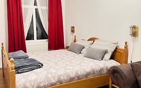 Peaceful 2 Room 50M2 Centric 10 Min To Old Town Ac